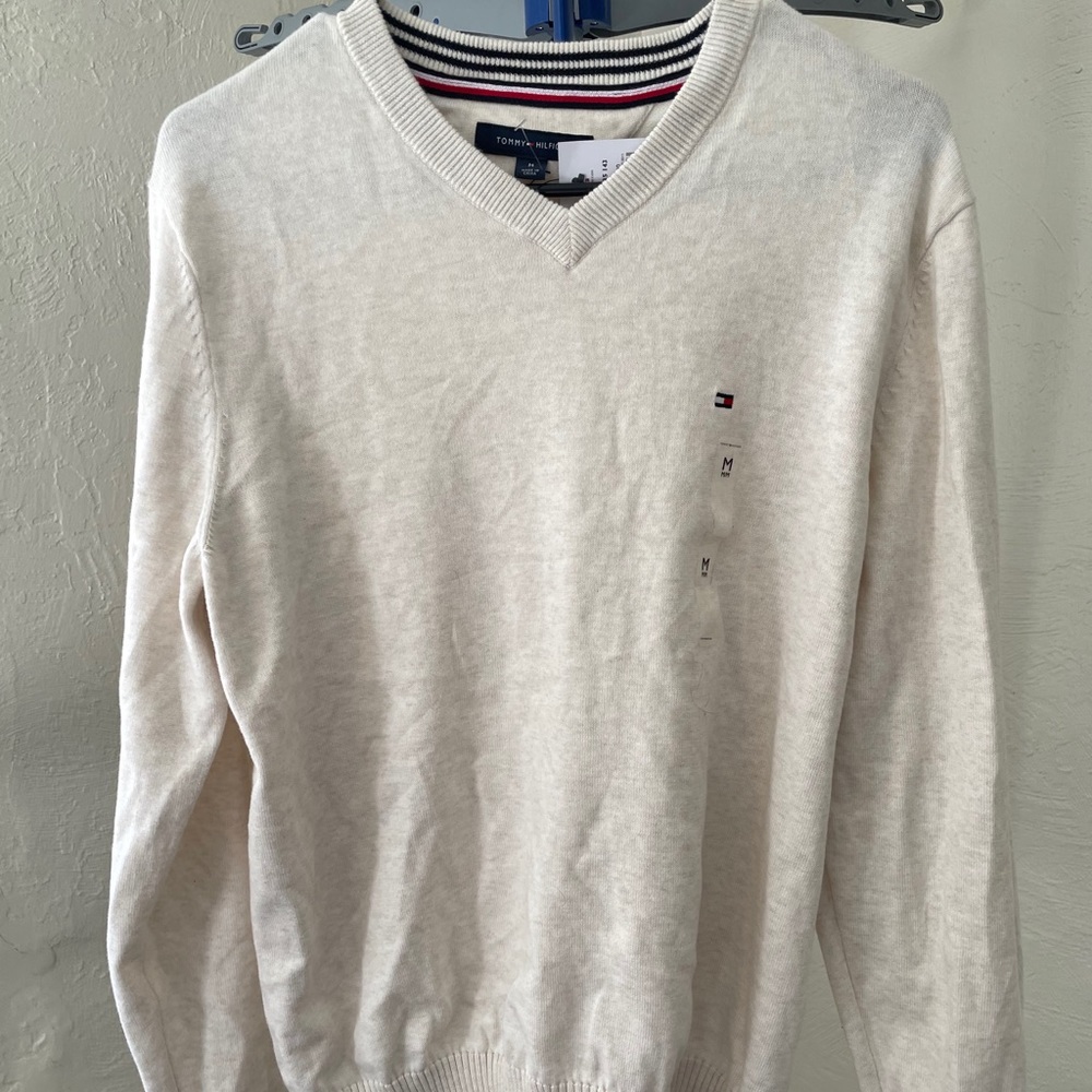 Tommy Hilfiger Sweater NWT